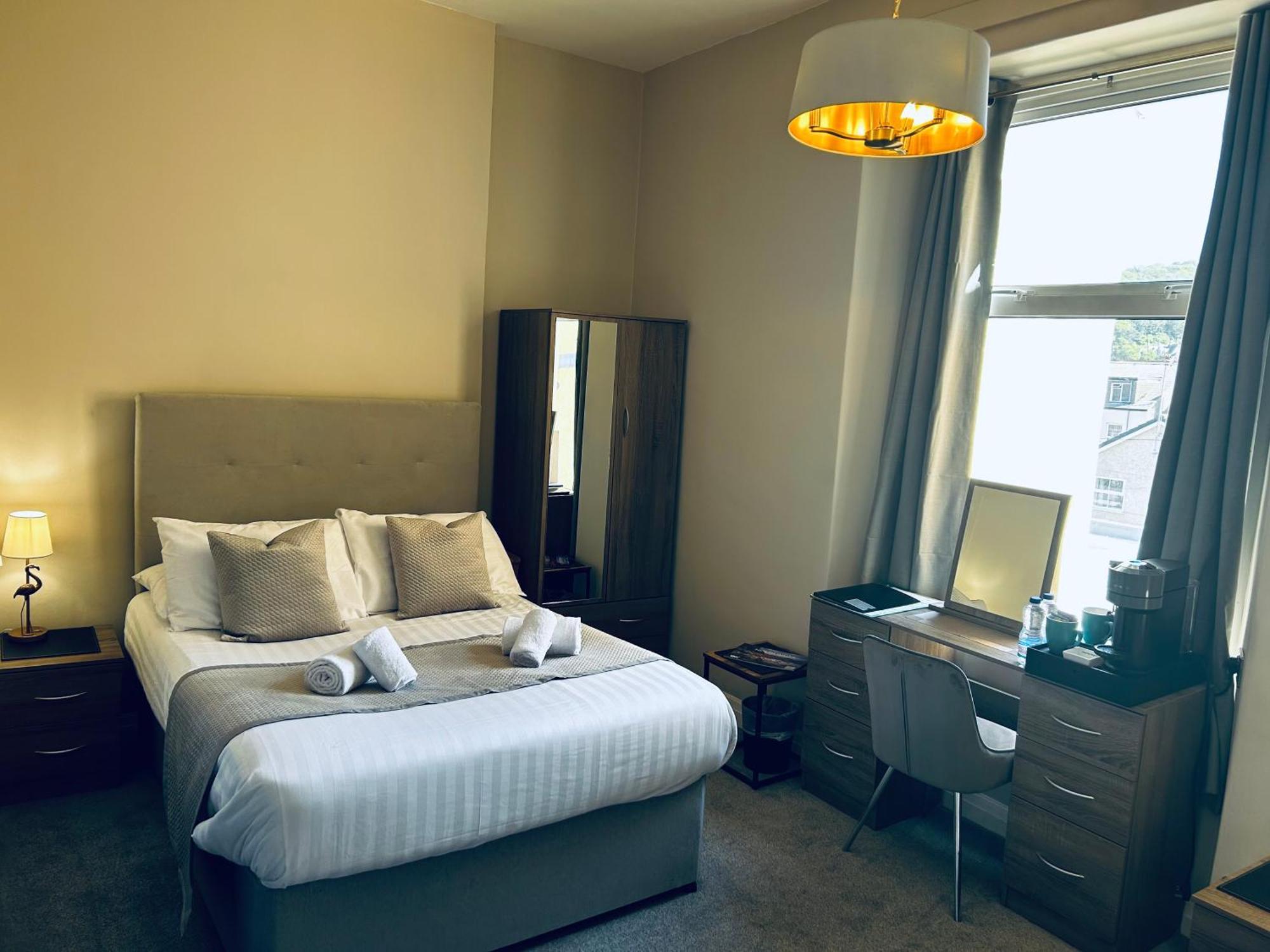 Hotel No5, Beachfront With Free Private Car Park Llandudno Ngoại thất bức ảnh