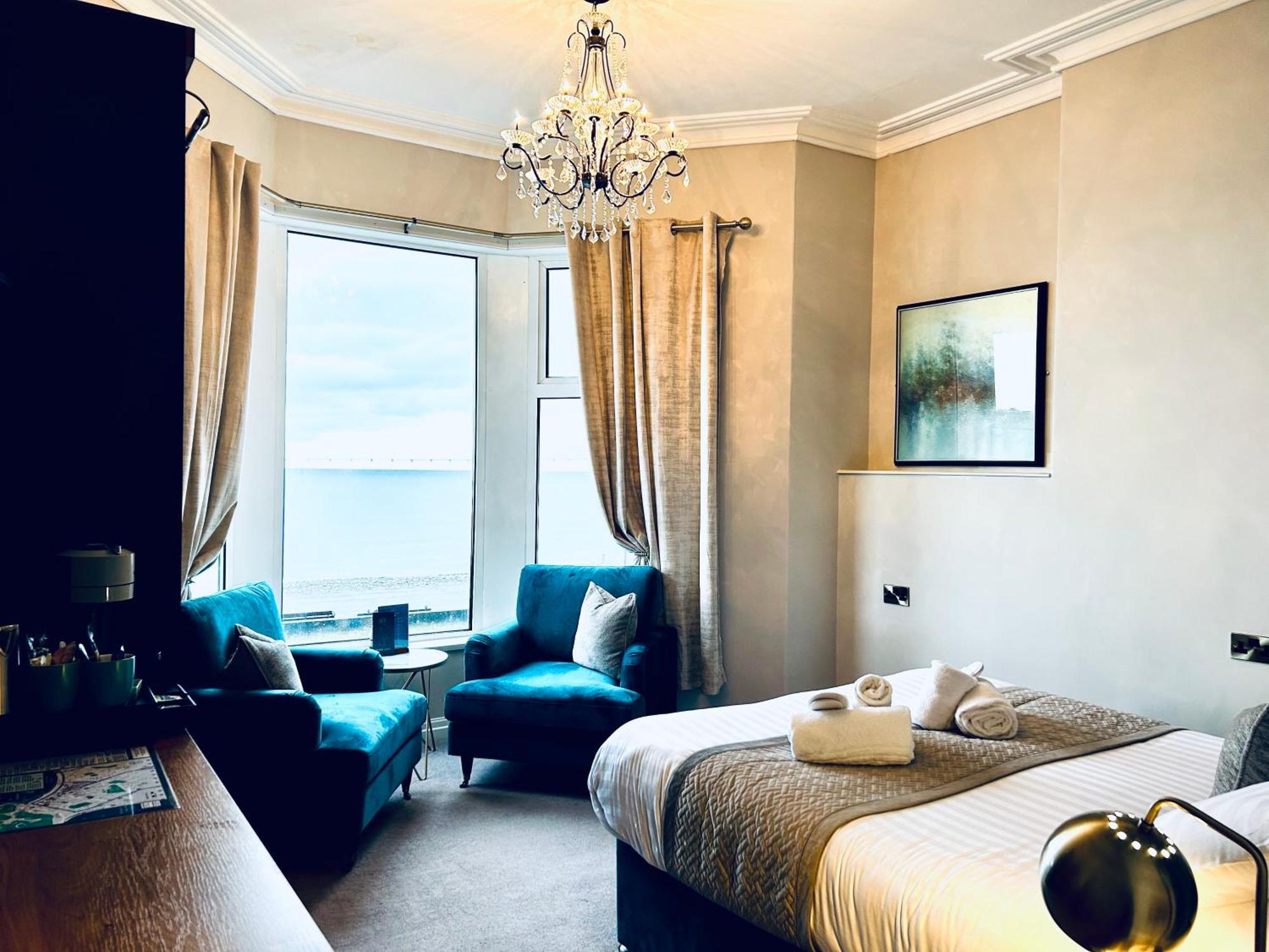 Hotel No5, Beachfront With Free Private Car Park Llandudno Ngoại thất bức ảnh